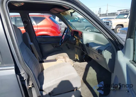 1991 Ford Explorer z USA, uszkodzony, nr VIN 1FMDU34X3MUB67297